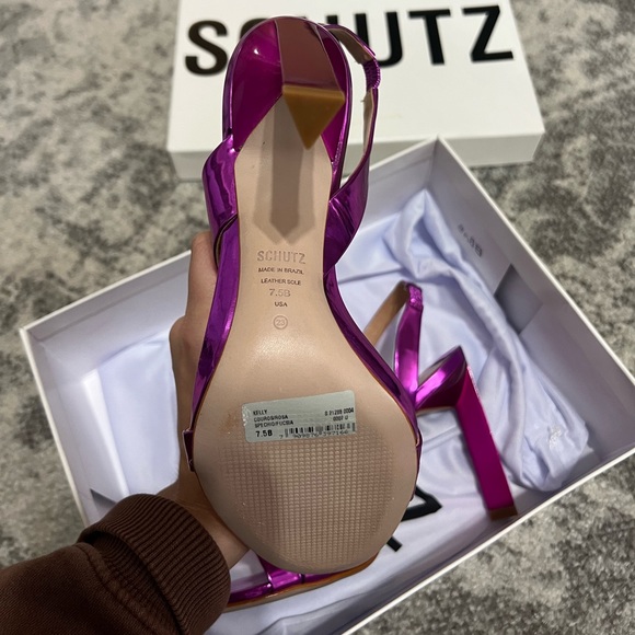 SCHUTZ FUSCHIA HEEL 7.5 NBW - Picture 3 of 9